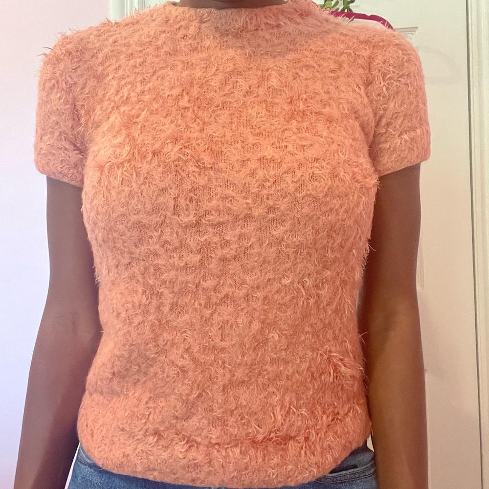 Pink short sleeve sweater top